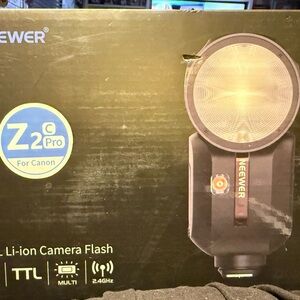 Z2C Pro Li-ion Camera Flash for Canon - Black